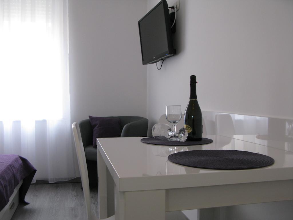 Apartament Downtown Main Street Studio Zadar Pokój zdjęcie